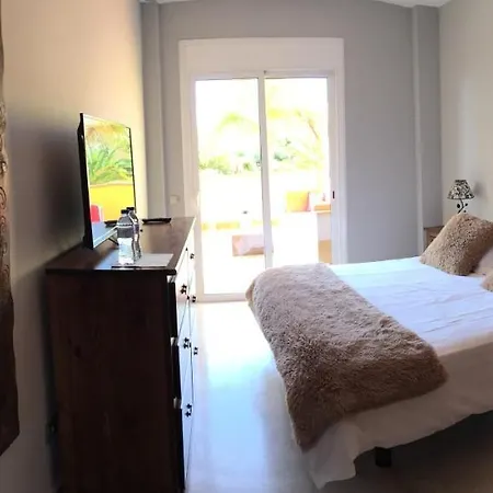 De Lujo En Puerto Santiago بويرتو دي سانتياغو